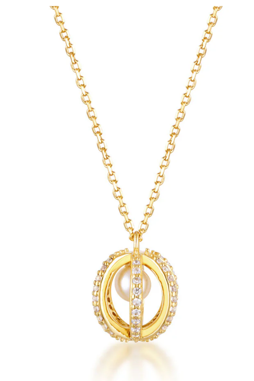 Majesty Freshwater Pearl Pendant Gold
