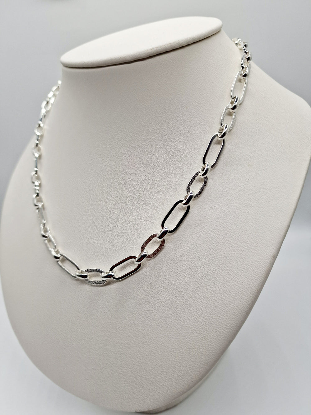 Silver 8mm Oval Necklace