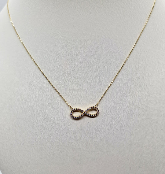 Woman's Infinity Necklace