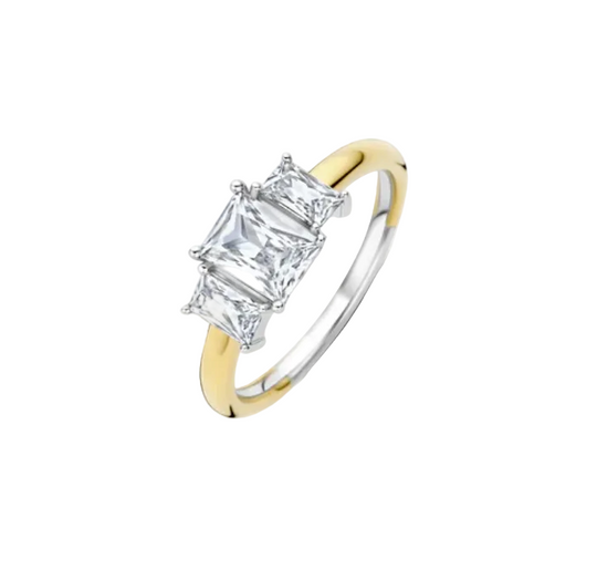 Ti Sento Rectangular Triple Zirconia Ring