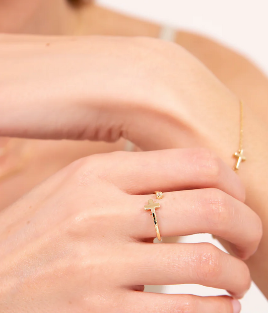 Contrarié 375 Gold Ring with Cross and Light Point in Cubic Zirconia