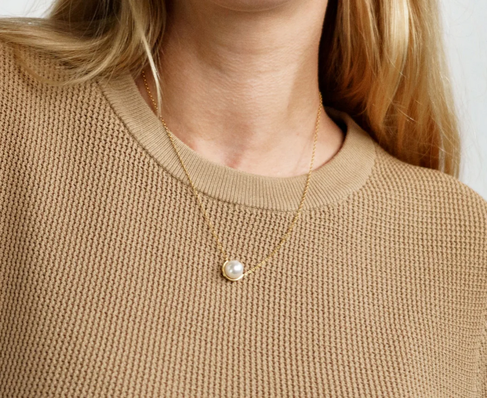 Georgini Adagio Crescent Nine-2-Five Pearl Gold Necklace