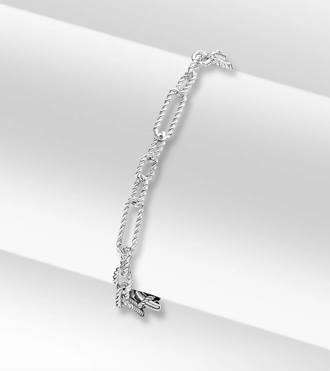 Silver Handmade Textured Oblong Figaro Chain Bracelet 7.5"