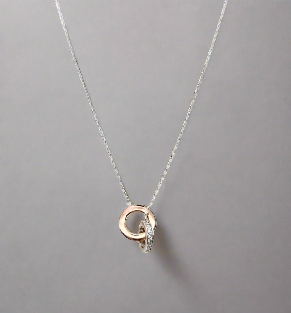 Two Tone Circle Pendant With Necklace