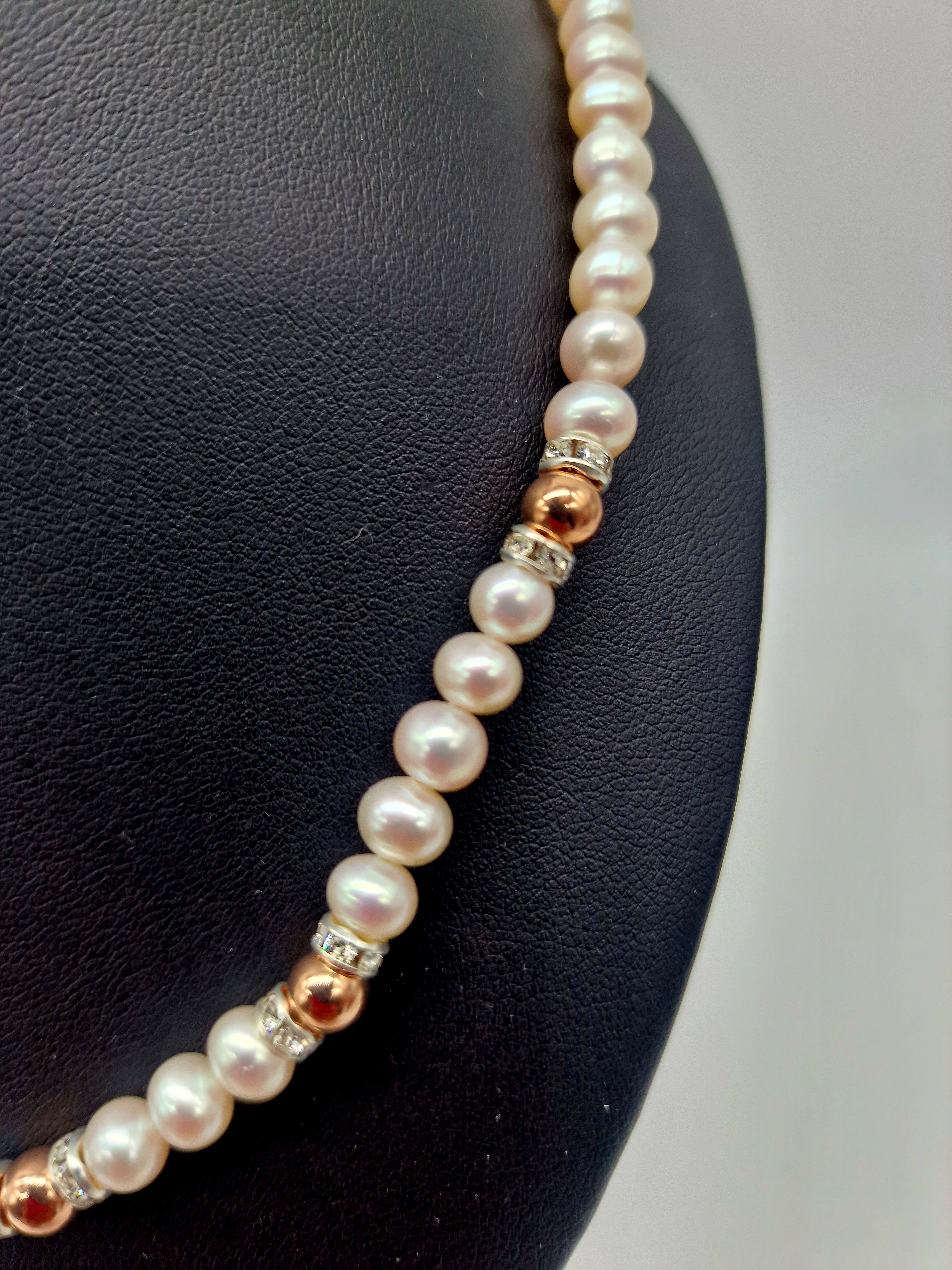 Multicouloured Pearl Necklace