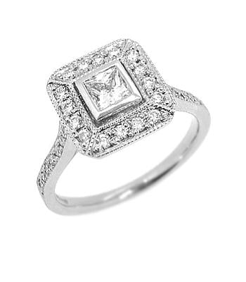 18k White Gold Princess Cut & Brilliant Cut Diamond Cluster Ring