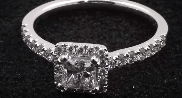 Princess Cut Engagement Diamond Ring