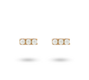 Earstuds With Pearls