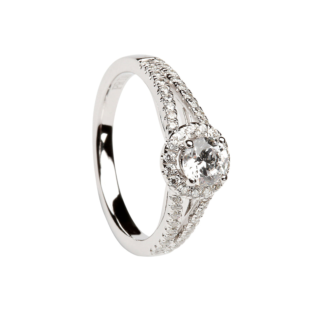 18ct Round Brilliant Cut Diamond Engagement Ring